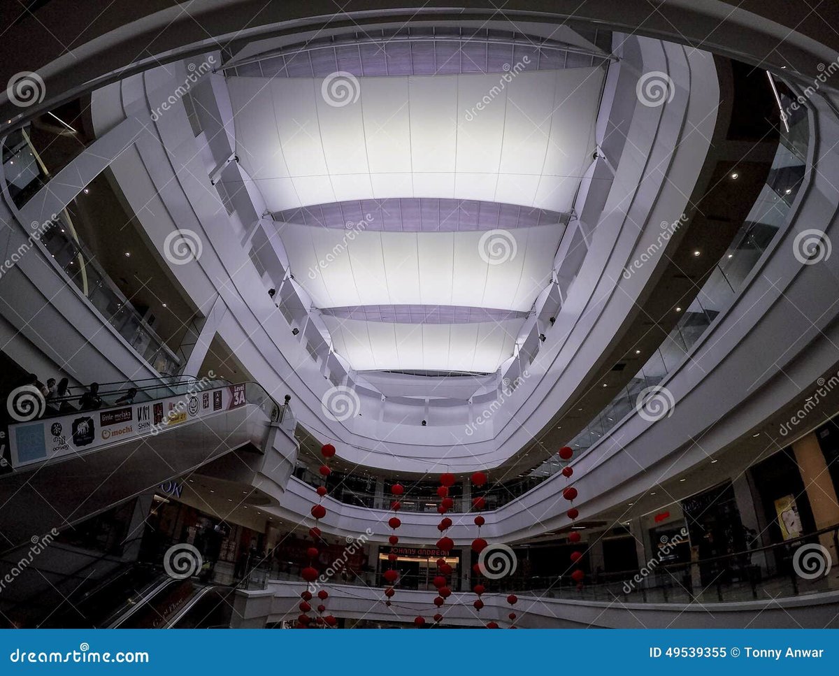 Centre Point Mall - Gallery Photo 4