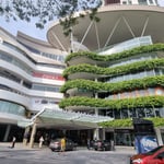 Gurney Paragon Mall - Thumbnail 6