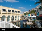 La Isla Shopping Village - Thumbnail 4