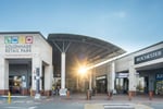 Kolonnade Retail Park - Thumbnail 1