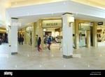 Bayview Village Shopping Centre - Thumbnail 5 Bayview Village Shopping Centre - Thumbnail 5