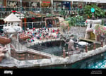 West Edmonton Mall - Thumbnail 43