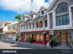 Elizabeth On Bay Plaza - Thumbnail 5