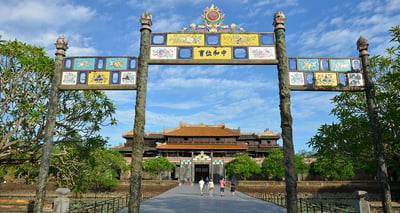 Pleiku shopping district
