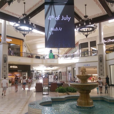 The Oaks retail destination