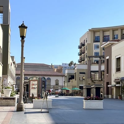 Pasadena, CA shopping district