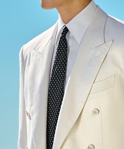 Suitsupply storefront photo