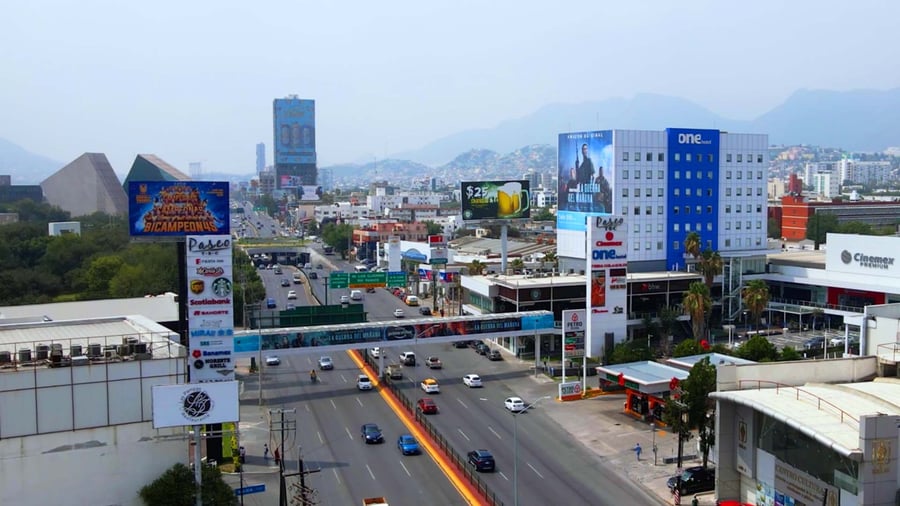 Paseo Tec - Gallery Photo 3
