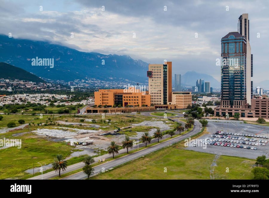 Paseo Tec - Gallery Photo 4