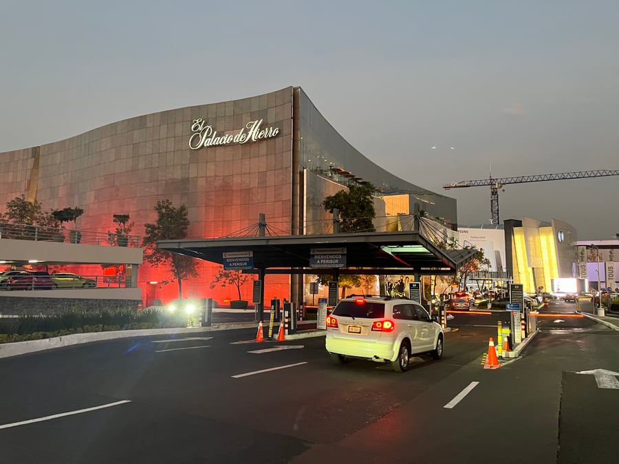 Centro Comercial Perisur - Gallery Photo 1