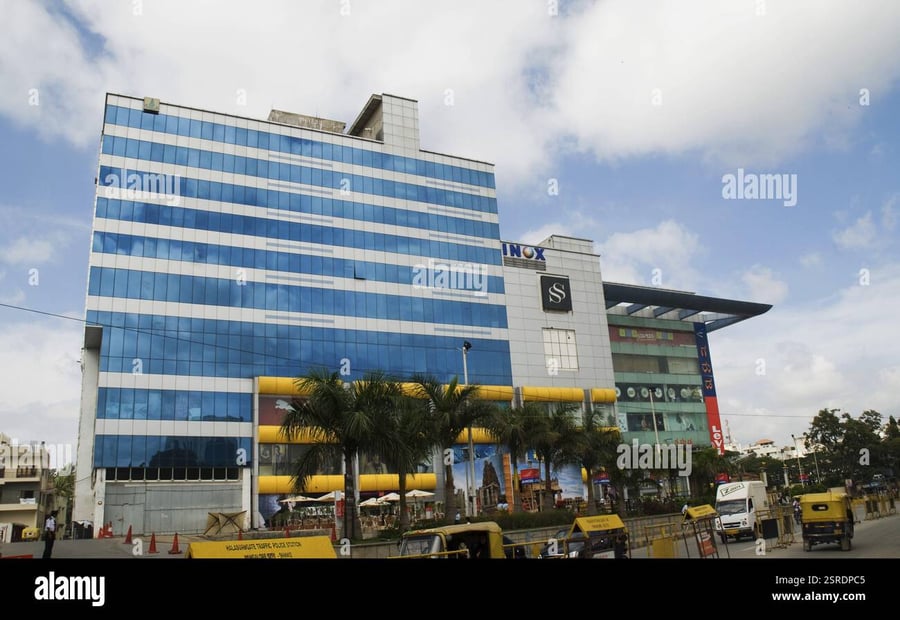 Garuda Mall - Gallery Photo 1