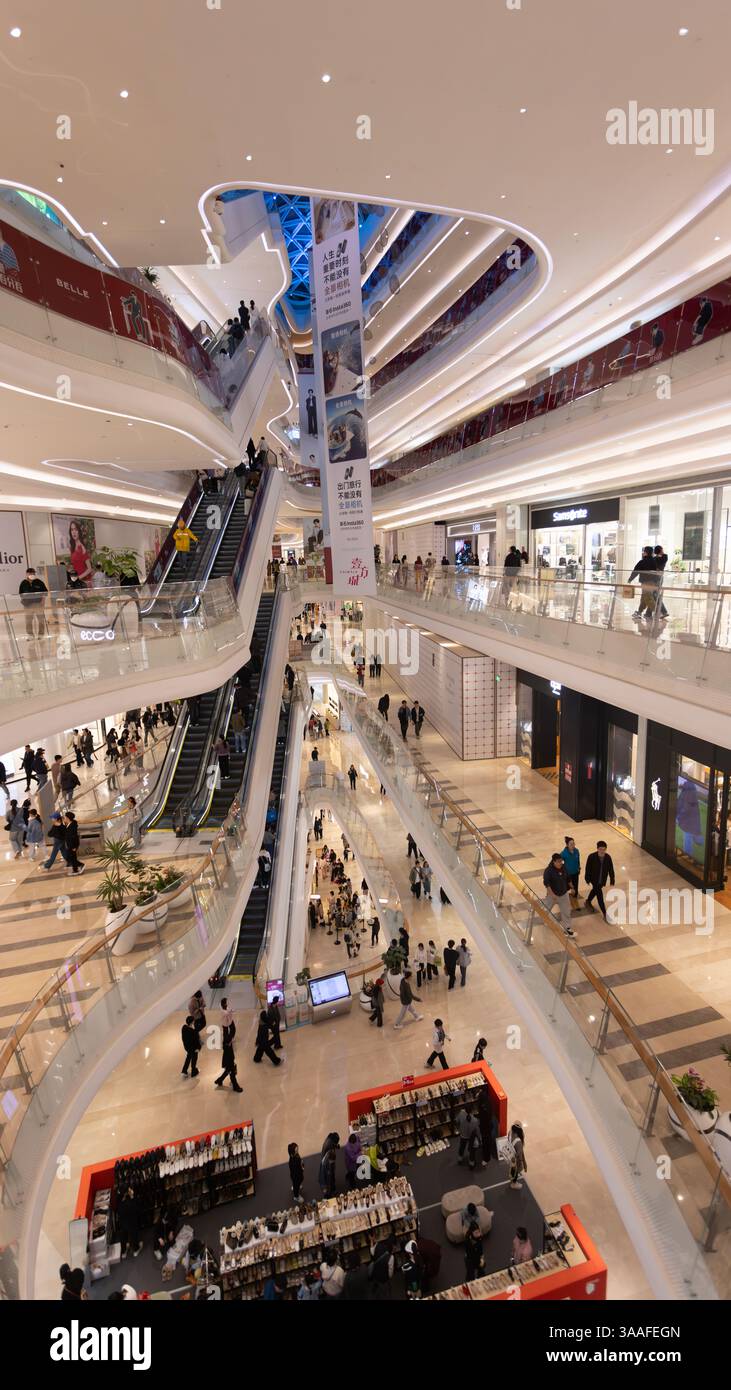 Uni Outlets - Gallery Photo 2