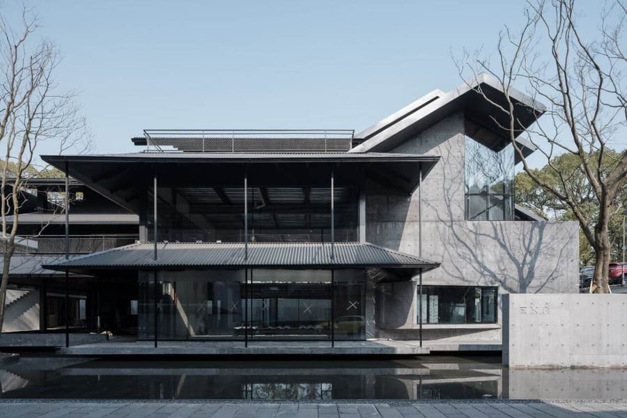 Eka Tianwu - Gallery Photo 2