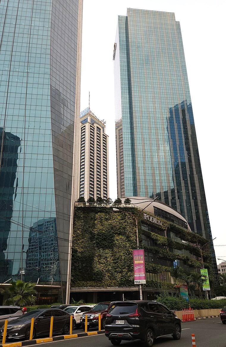 Ayala Malls The 30th - Gallery Photo 3