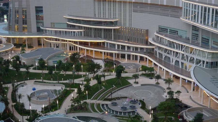 Central Park Mall - Gallery Photo 6