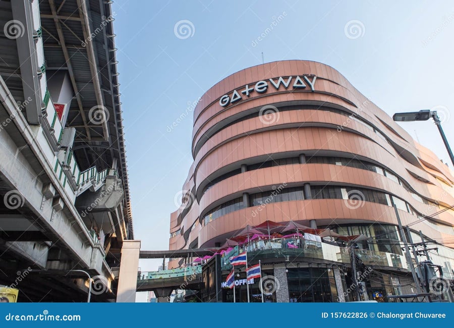 Gateway Ekamai - Gallery Photo 4