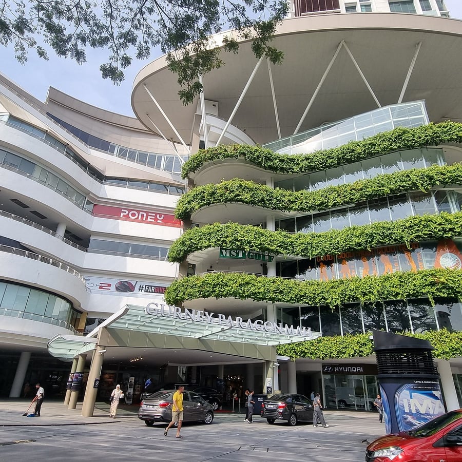 Gurney Paragon Mall - Gallery Photo 6