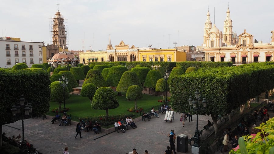 Plaza San Javier - Gallery Photo 7