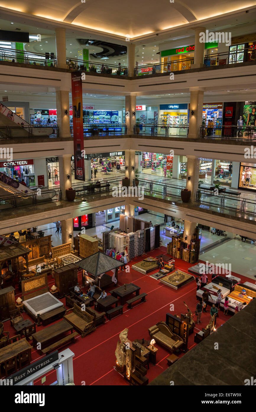 Amplaz Mall - Gallery Photo 7