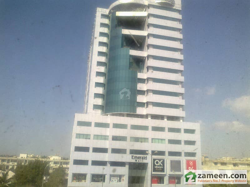 Emerald Tower - Gallery Photo 3 Emerald Tower - Gallery Photo 3