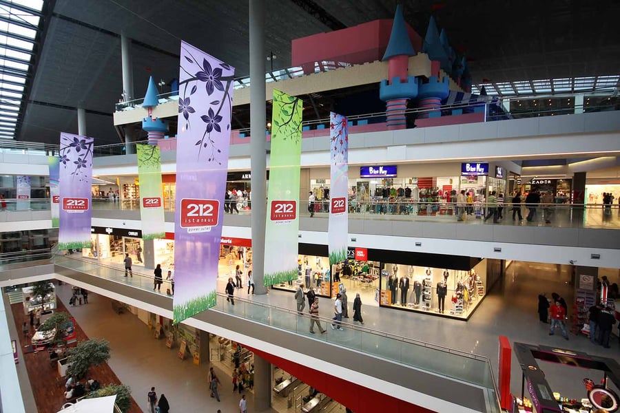 212 Outlet Center - Gallery Photo 6