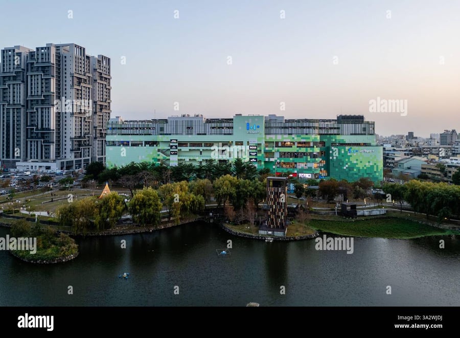 Mitsui Shopping Park La Laport Bangkok West - Gallery Photo 7