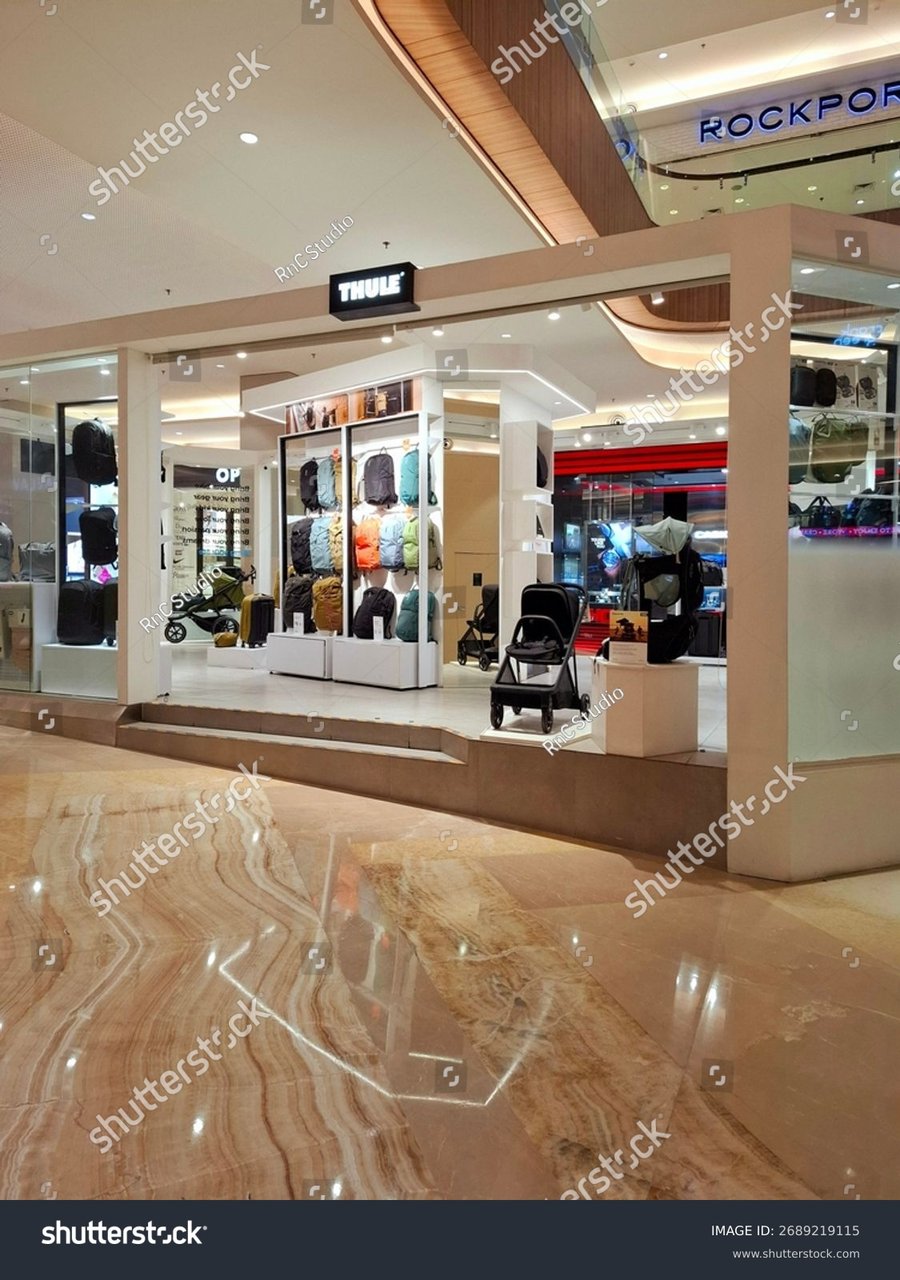 Plaza Marina - Gallery Photo 6