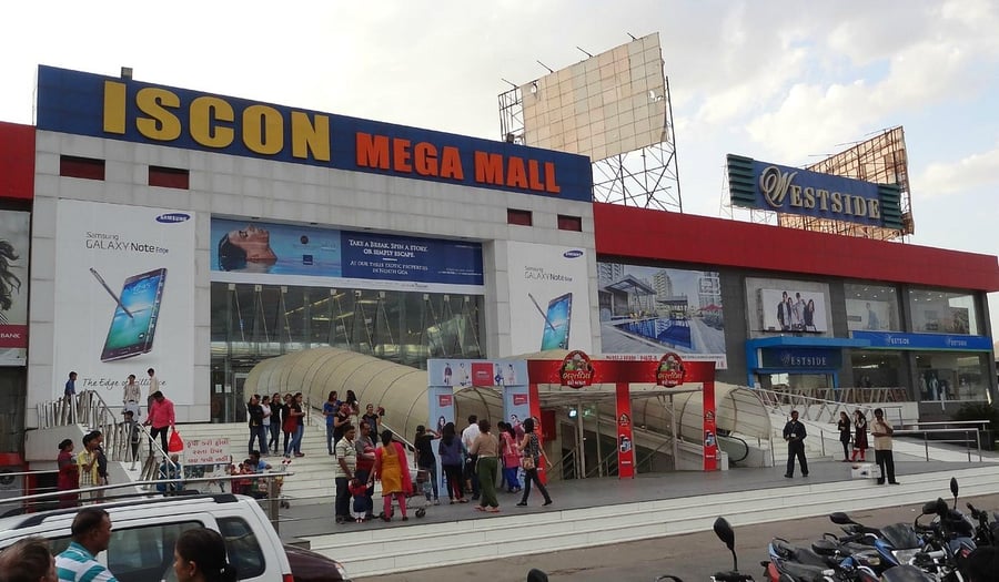 Iscon Mega Mall - Gallery Photo 8
