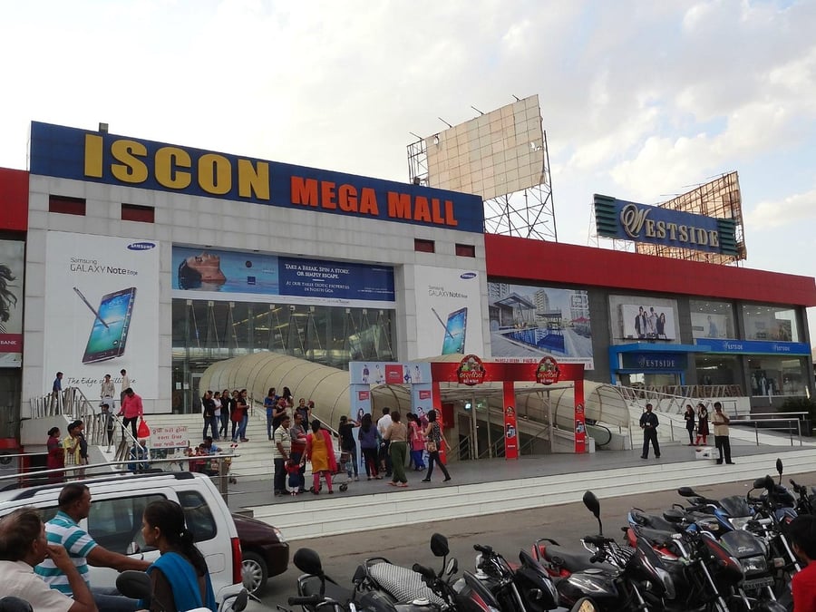 Iscon Mega Mall - Gallery Photo 10