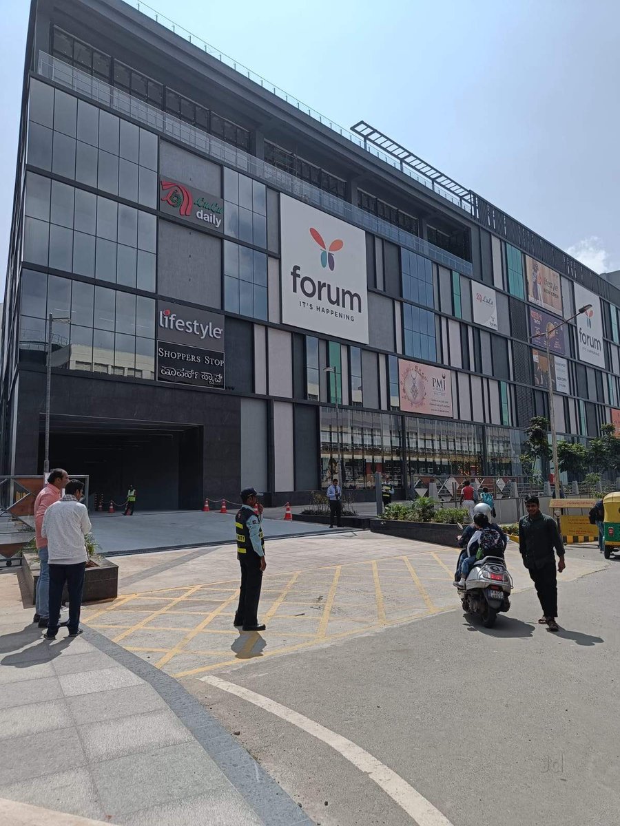 Sparsh Galleria Mall - Gallery Photo 4 Sparsh Galleria Mall - Gallery Photo 4