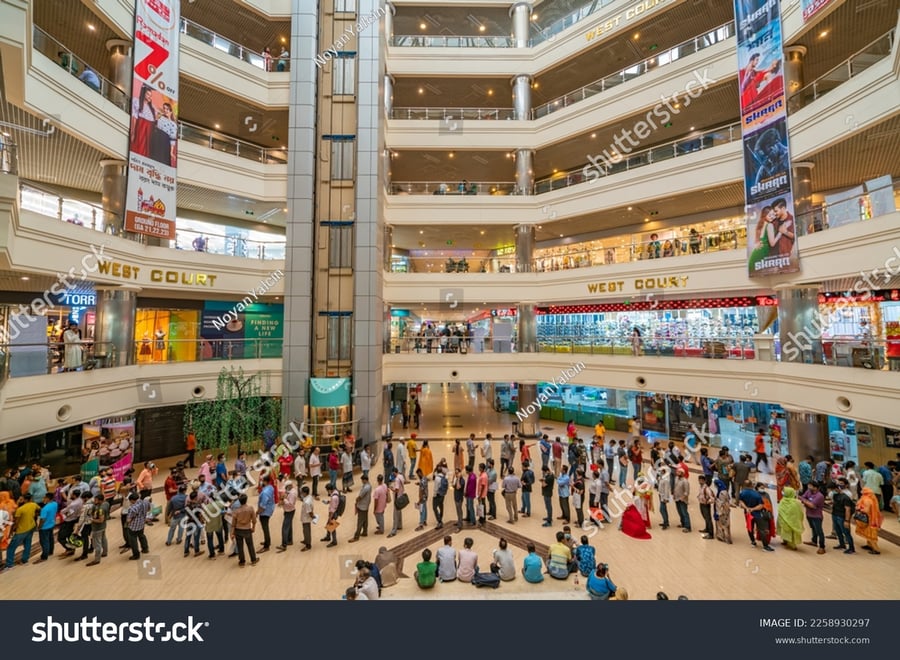 Park Avenue Shopping Mall - Gallery Photo 5