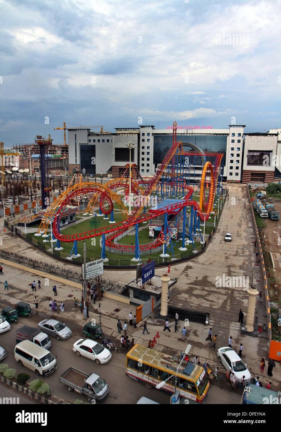Park Avenue Shopping Mall - Gallery Photo 6