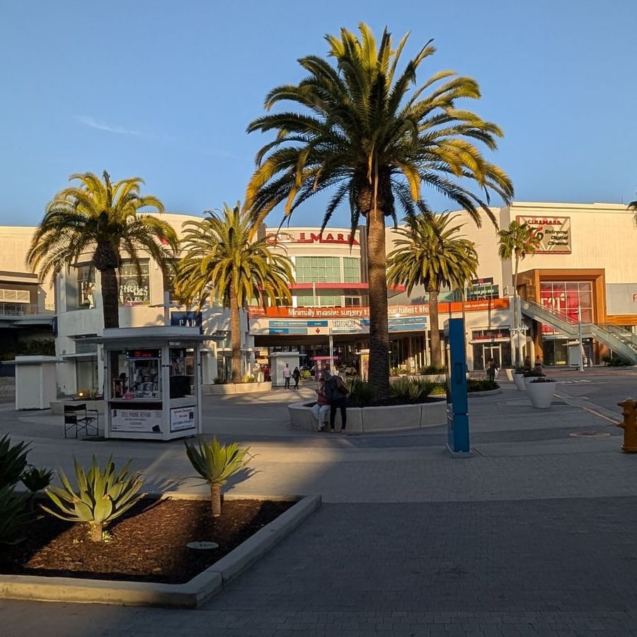 Longbeach Mall - Gallery Photo 12