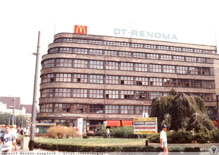 Renoma - Gallery Photo 3 Renoma - Gallery Photo 3
