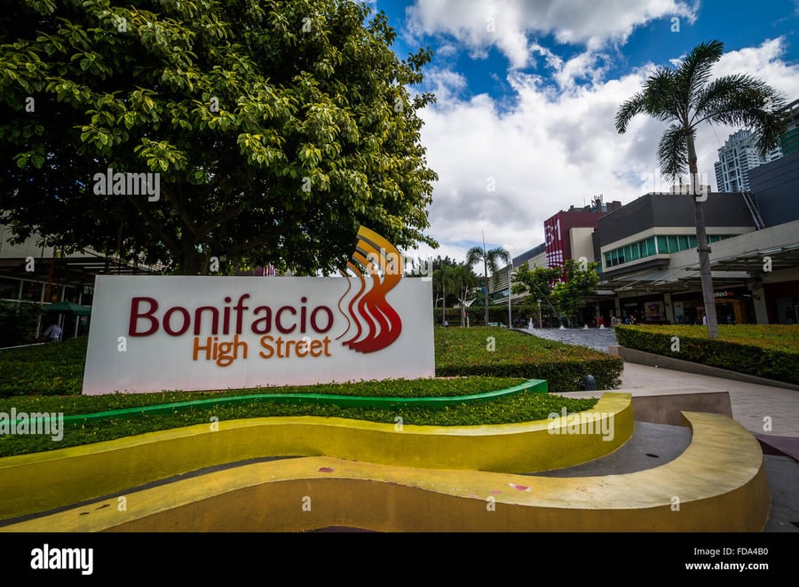 Bonifacio High Street - Gallery Photo 3 Bonifacio High Street - Gallery Photo 3
