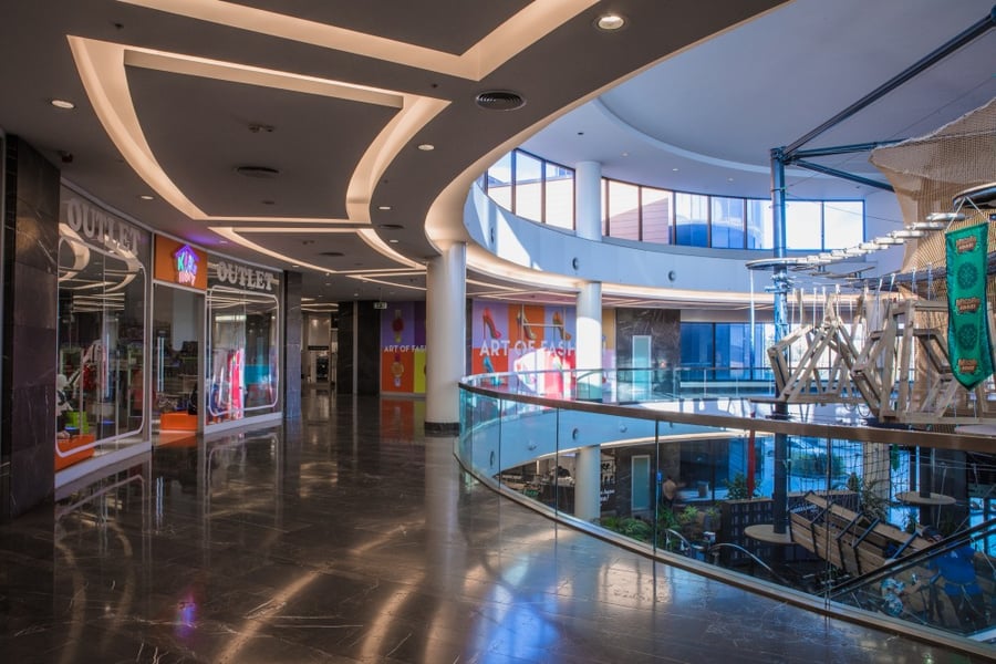 Shuvelan Shopping Centre - Gallery Photo 5