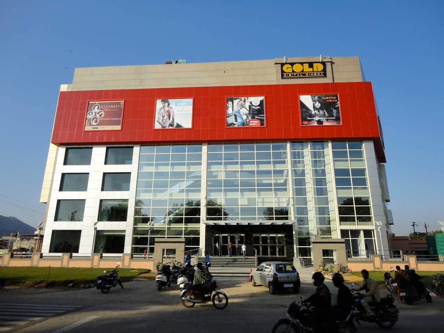 Cross Point Mall - Gallery Photo 2