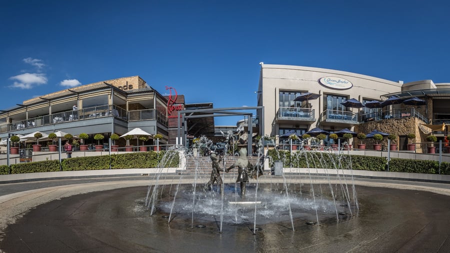 Woodlands Boulevard - Gallery Photo 4