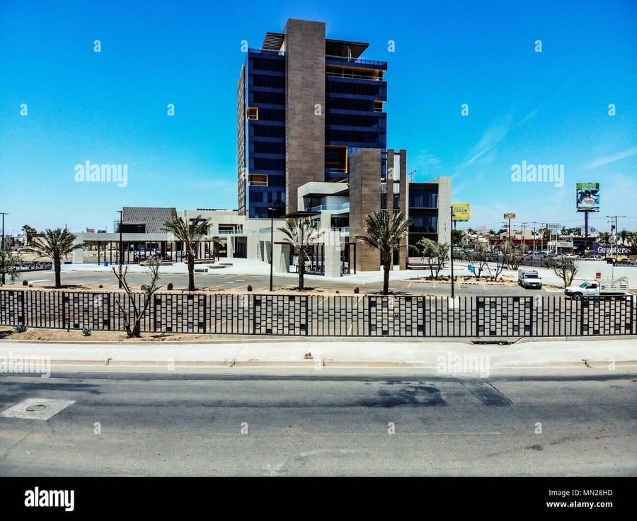 Plaza Sendero Hermosillo - Gallery Photo 5