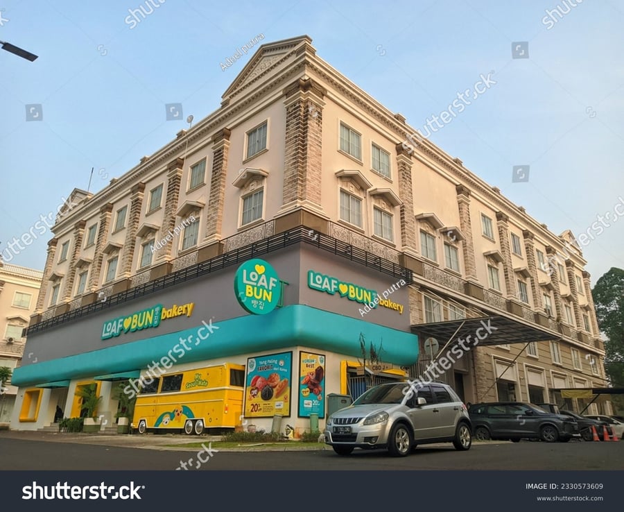 Green Lake City Mall - Gallery Photo 2