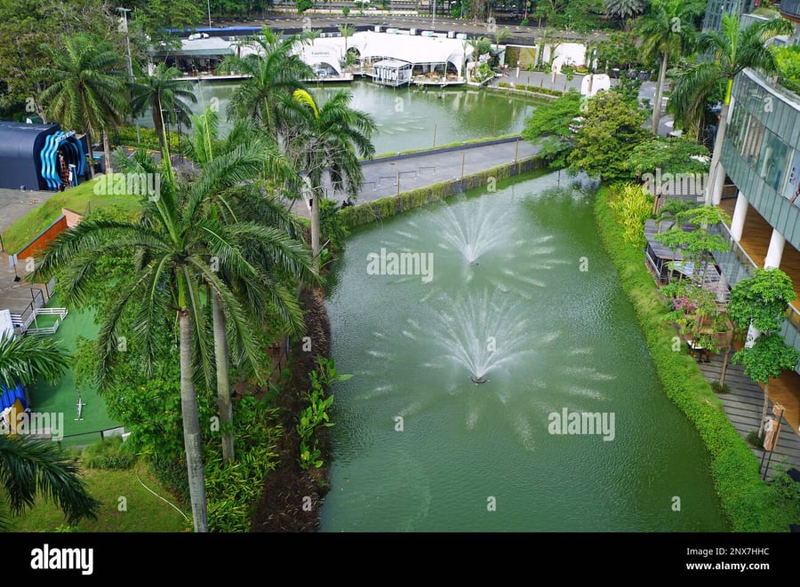Green Lake City Mall - Gallery Photo 5
