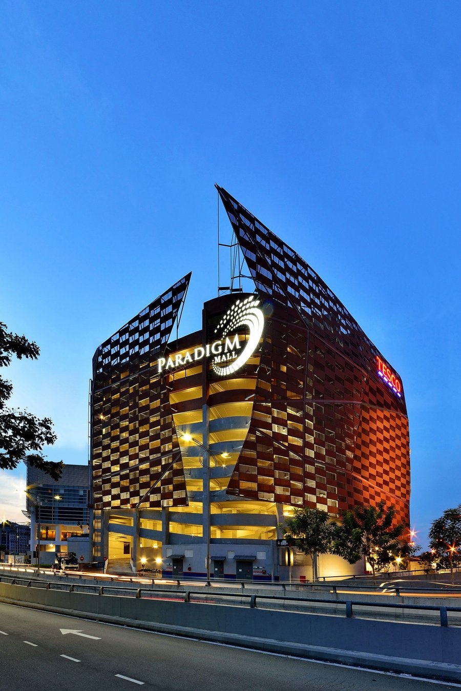 Paradigm Mall - Gallery Photo 8