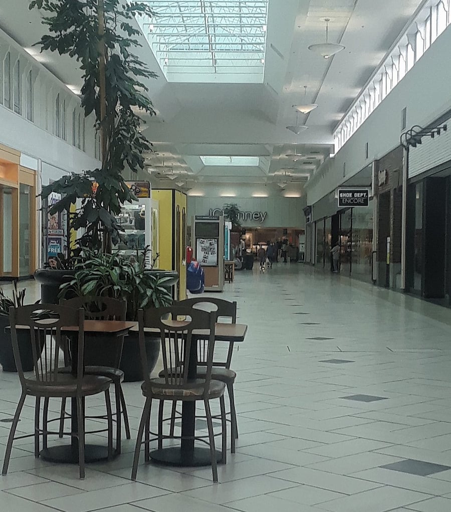 Garrison Shopping Centre - Gallery Photo 5