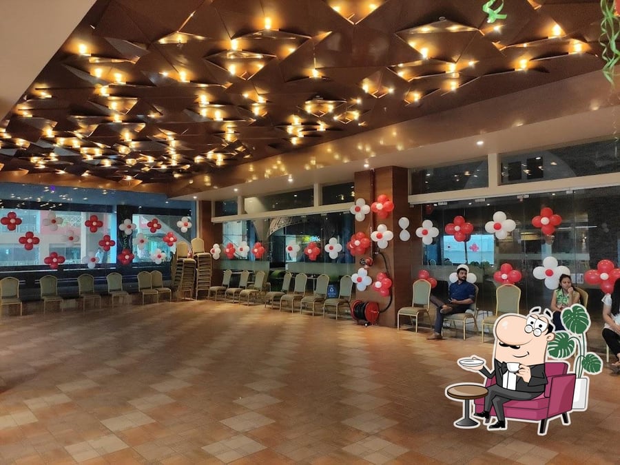 Arved Transcube Plaza The Family Mall - Gallery Photo 6