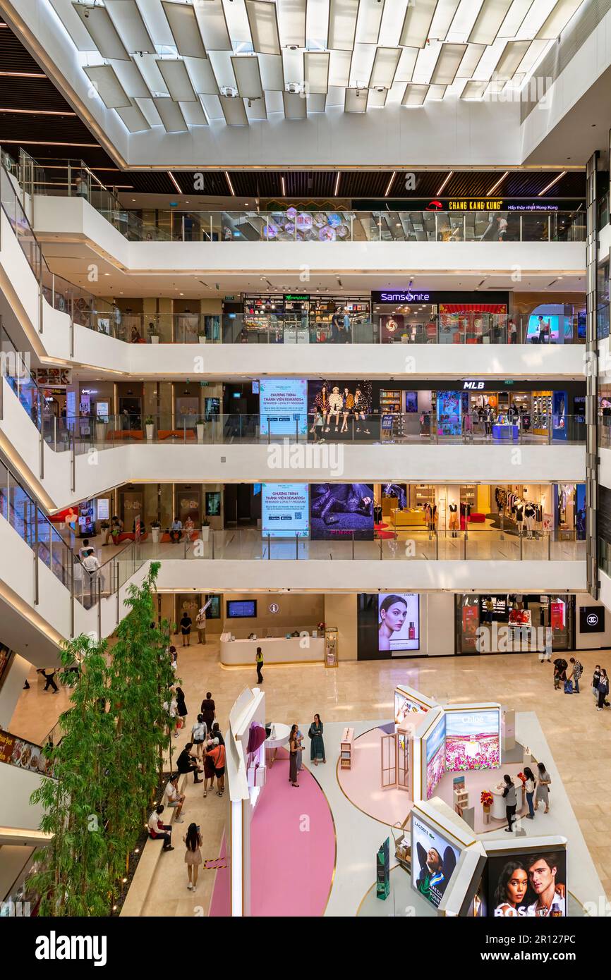 Takashimaya Saigon Centre - Gallery Photo 6