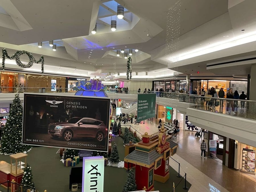 Genesis Mall - Gallery Photo 3