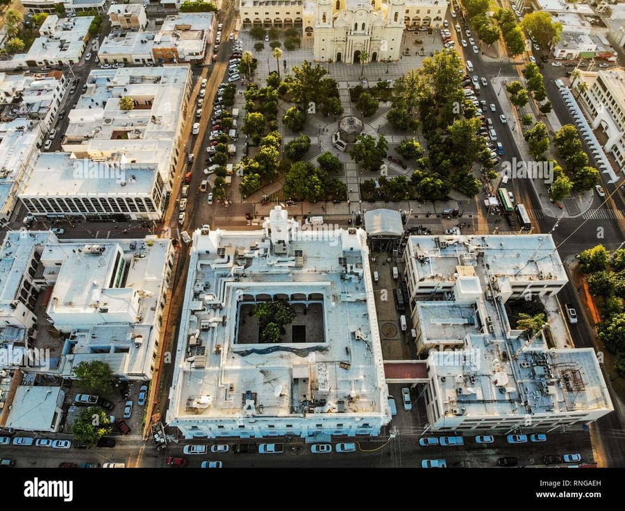 Plaza Town Square - Gallery Photo 2