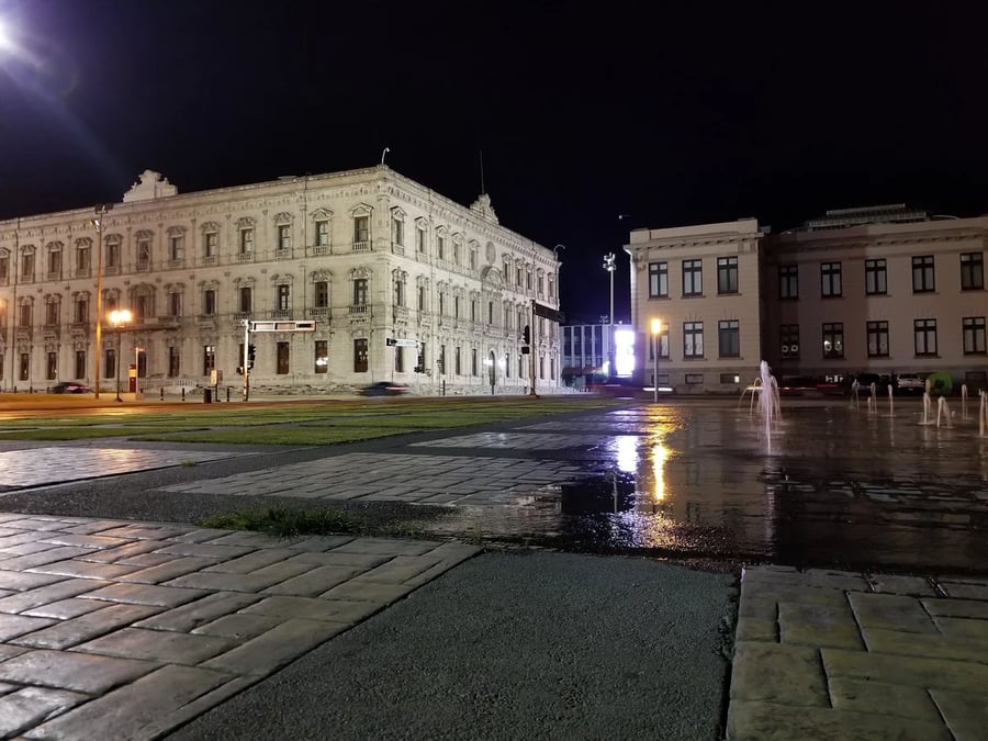Plaza Town Square - Gallery Photo 2