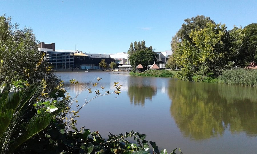 Loch Logan Waterfront - Gallery Photo 2