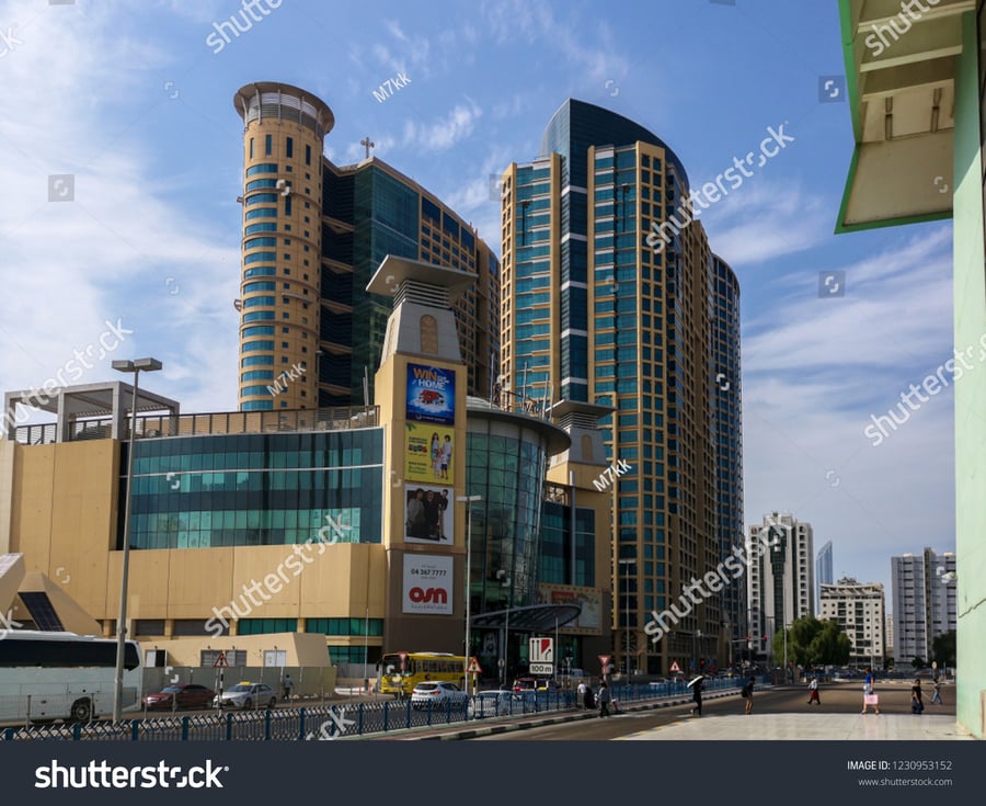 Al Wahda Mall - Gallery Photo 14